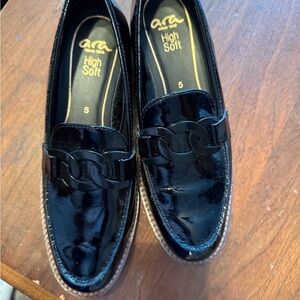 Ara  Women's Black Patent leather Loafers size 5